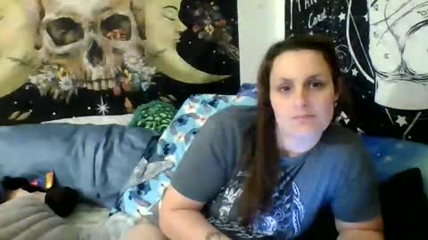 Misti online show from November 21, 2025, 10:58 am