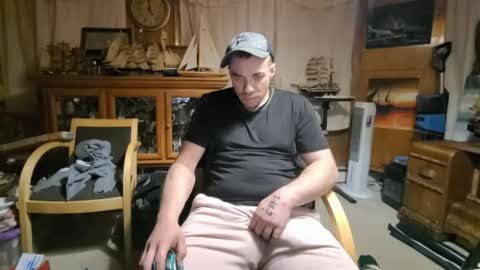 ScubaSteve online show from April 18, 2026, 4:27 am