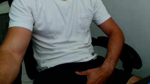 Snapshot of xxxswttt chatting on August 5, 2026, 8:33 pm xxxswttt online show from August 5, 2026, 8:33 pm