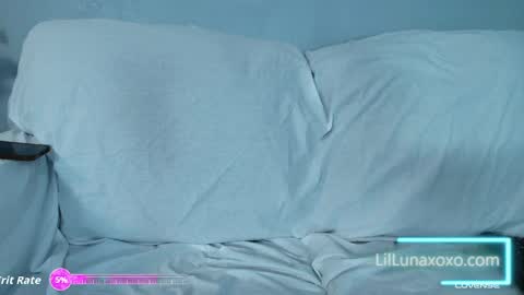 Snapshot of xxxvibesxo chatting on April 23, 2026, 2:24 am Lil Luna online show from April 23, 2026, 2:24 am