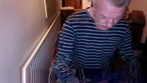 Snapshot of xxxwjs2014 chatting on October 10, 2025, 8:02 am big cock uncut online show from October 10, 2025, 8:02 am