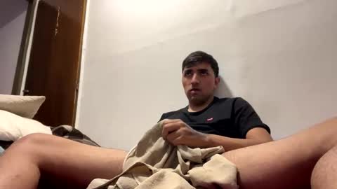 Snapshot of y0ungwithbrowndick chatting on May 16, 2026, 8:07 pm BROWN DICK online show from May 16, 2026, 8:07 pm