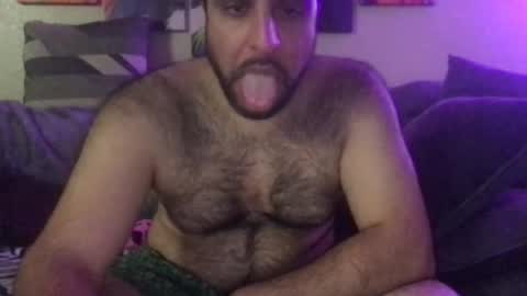 Snapshot of y2ab chatting on October 20, 2025, 11:27 pm Horny dude D online show from October 20, 2025, 11:27 pm