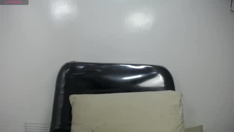 Snapshot of yaazhini457034 chatting on April 22, 2026, 11:23 am yazhini online show from April 22, 2026, 11:23 am