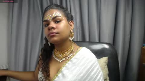 Snapshot of yaazhini457034 chatting on May 5, 2026, 11:40 am yazhini online show from May 5, 2026, 11:40 am