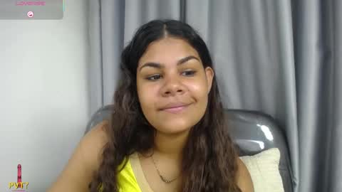 Snapshot of yaazhini457034 chatting on June 1, 2026, 11:45 am yazhini online show from June 1, 2026, 11:45 am