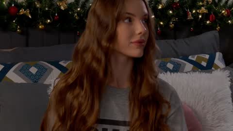 yamaguchi_ online show from December 11, 2024, 5:53 am