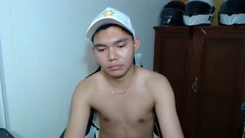 Eian online show from December 23, 2025, 9:40 am