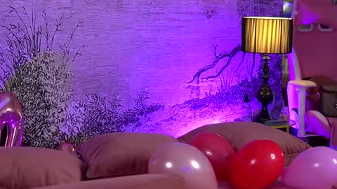 Yamira online show from February 15, 2025, 1:10 am