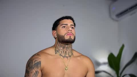 Snapshot of yamp_bigcock chatting on November 2, 2025, 12:57 am yamp sambrano online show from November 2, 2025, 12:57 am