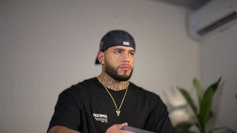 Snapshot of yamp_bigcock chatting on November 17, 2025, 4:29 am yamp sambrano online show from November 17, 2025, 4:29 am