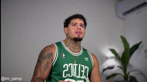 Snapshot of yamp_bigcock chatting on December 19, 2025, 1:34 am yamp sambrano online show from December 19, 2025, 1:34 am