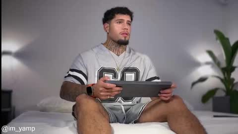 Snapshot of yamp_bigcock chatting on January 14, 2026, 3:34 am yamp sambrano online show from January 14, 2026, 3:34 am