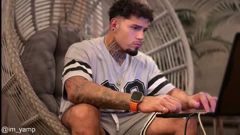 Snapshot of yamp_bigcock chatting on February 23, 2026, 2:42 am yamp sambrano online show from February 23, 2026, 2:42 am