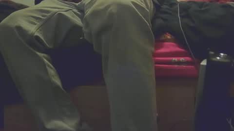 yangolox3 online show from September 15, 2025, 7:41 am