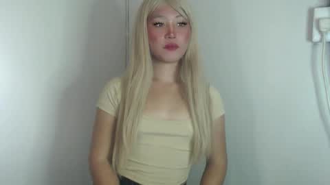 yannaliciouss online show from March 7, 2025, 1:07 pm