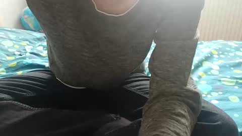 yanp541 online show from October 6, 2025, 11:07 am