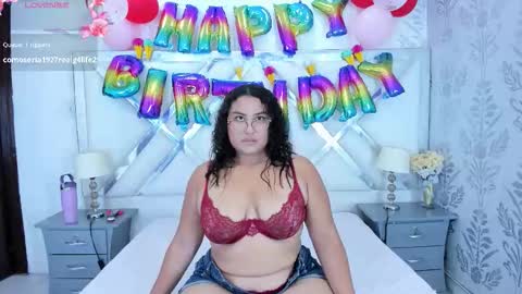 Snapshot of yaragarcia chatting on February 17, 2026, 3:47 am Yara online show from February 17, 2026, 3:47 am