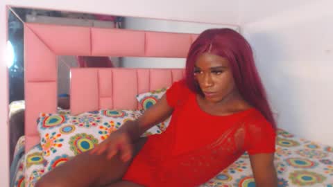 YARITHZA online show from October 24, 2025, 5:59 am