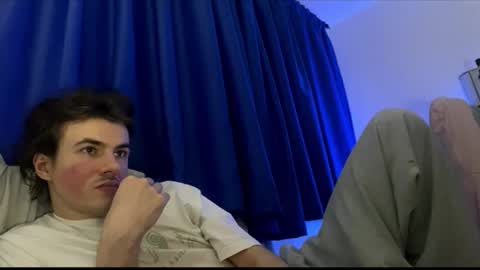 Snapshot of yayay333 chatting on December 22, 2025, 4:26 pm yayay333 online show from December 22, 2025, 4:26 pm