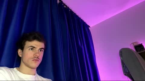 Snapshot of yayay333 chatting on February 5, 2026, 5:56 am yayay333 online show from February 5, 2026, 5:56 am