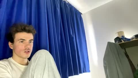 Snapshot of yayay333 chatting on March 28, 2026, 1:54 pm yayay333 online show from March 28, 2026, 1:54 pm