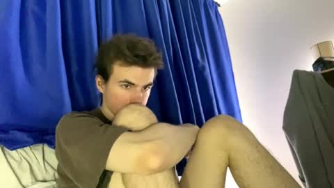 Snapshot of yayay333 chatting on April 8, 2026, 9:15 pm yayay333 online show from April 8, 2026, 9:15 pm