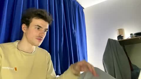 Snapshot of yayay333 chatting on April 11, 2026, 11:09 pm yayay333 online show from April 11, 2026, 11:09 pm