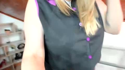 Snapshot of yayita_mature chatting on May 12, 2026, 4:15 pm yayita online show from May 12, 2026, 4:15 pm