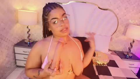 Snapshot of yazminjenner chatting on June 25, 2026, 6:07 am YazminJenner online show from June 25, 2026, 6:07 am