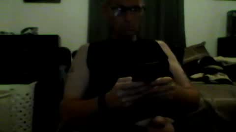 Snapshot of ycart661 chatting on May 4, 2026, 5:25 am ycart661 online show from May 4, 2026, 5:25 am