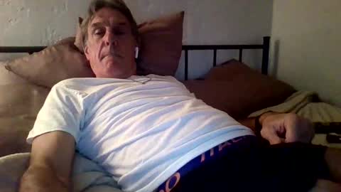 Snapshot of yeah_baby6988 chatting on November 3, 2025, 4:25 am yeah_baby6988 online show from November 3, 2025, 4:25 am