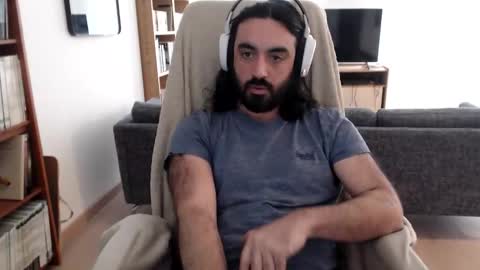 yeeaahoo online show from March 22, 2026, 9:45 am