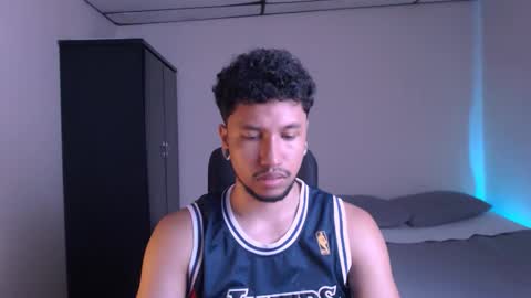 yeff online show from September 25, 2025, 12:47 am