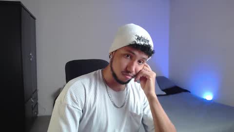 yeff online show from October 10, 2025, 12:42 am