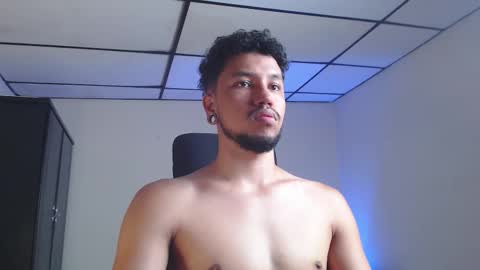 yeff online show from October 25, 2025, 1:35 am