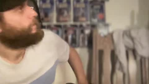 Jennmike online show from August 4, 2026, 5:43 am