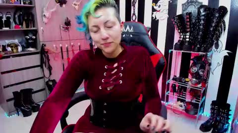 Yelena online show from February 11, 2025, 8:52 pm