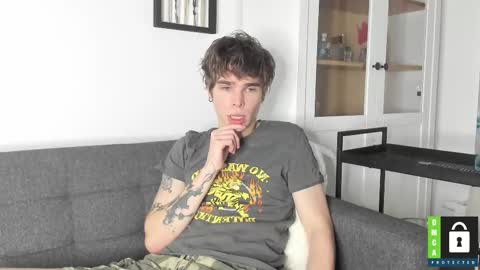 Yen online show from November 30, 2025, 6:34 pm