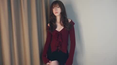 Snapshot of yerquinney chatting on May 1, 2026, 12:32 pm Rin online show from May 1, 2026, 12:32 pm