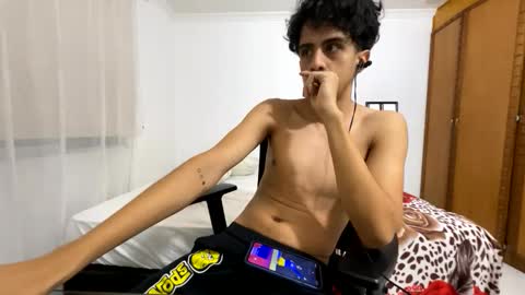 Zorro online show from April 19, 2026, 12:11 am