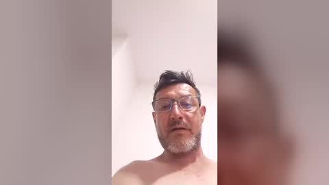 Snapshot of yescam_724 chatting on July 18, 2026, 12:20 pm yescam_724 online show from July 18, 2026, 12:20 pm