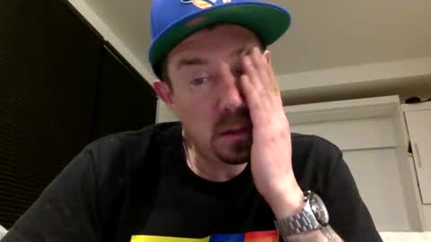 Snapshot of yesplesae chatting on December 29, 2024, 10:01 am yesplesae online show from December 29, 2024, 10:01 am