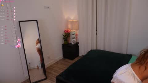 Kiki online show from October 5, 2025, 7:28 am