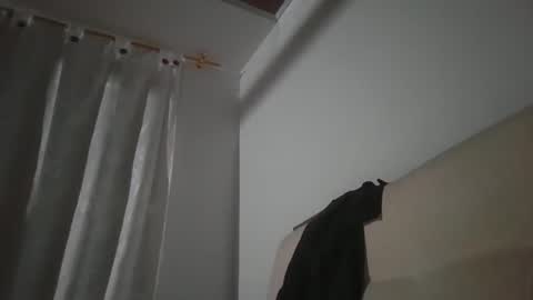 yessica and andres online show from April 7, 2026, 5:08 am