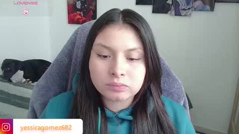 yessica_gomez01 online show from February 19, 2026, 6:48 pm