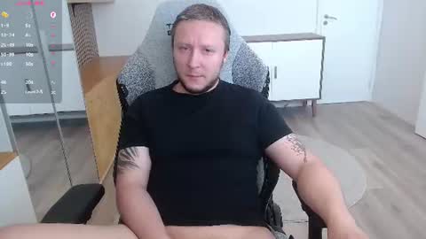 Snapshot of yhdxhy chatting on June 20, 2026, 1:14 pm James online show from June 20, 2026, 1:14 pm