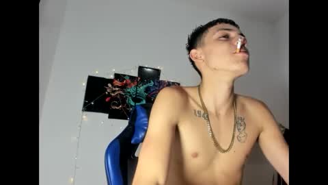 Snapshot of yherferson_45 chatting on April 12, 2026, 5:12 am yherferson_45 online show from April 12, 2026, 5:12 am