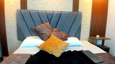 Snapshot of ying_min chatting on February 9, 2026, 10:03 pm Ying online show from February 9, 2026, 10:03 pm