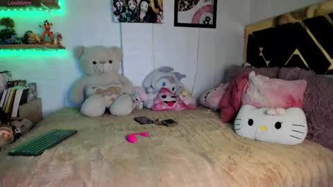 Snapshot of yluismag chatting on September 27, 2025, 6:51 am lucy online show from September 27, 2025, 6:51 am